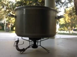 MSR WhisperLite -Sierra Designs Shop whisperlite with 6L large pot