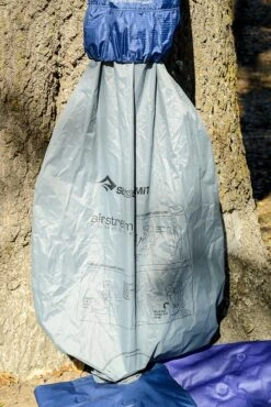 Sea To Summit Comfort Deluxe Insulated Mat -Sierra Designs Shop windbag attached